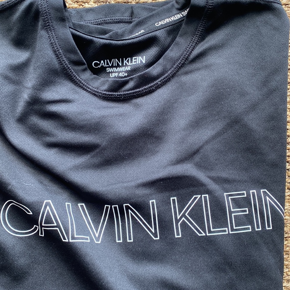 Black and white t-shirt bundle - Picture 2 of 4